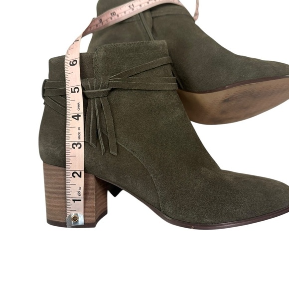 Violet & Red Dark Olive Fringe Side Zipper Ankle Block Heeled Boots- Size 8 - Picture 3 of 11